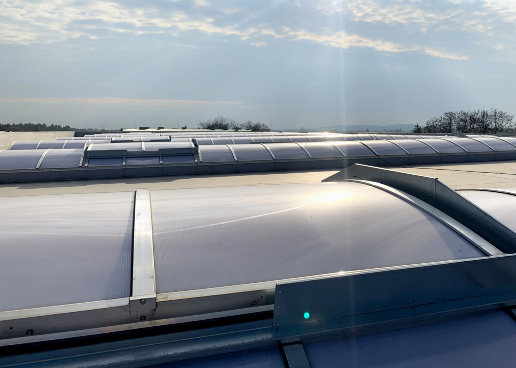 Montaż świetlików dachowych